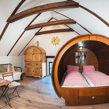 Winzerhof Kuessler - Weinviertel Otel Stillfried Dış mekan fotoğraf