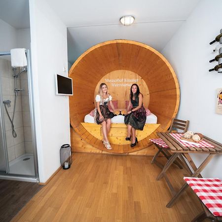 Winzerhof Kuessler - Weinviertel Otel Stillfried Dış mekan fotoğraf