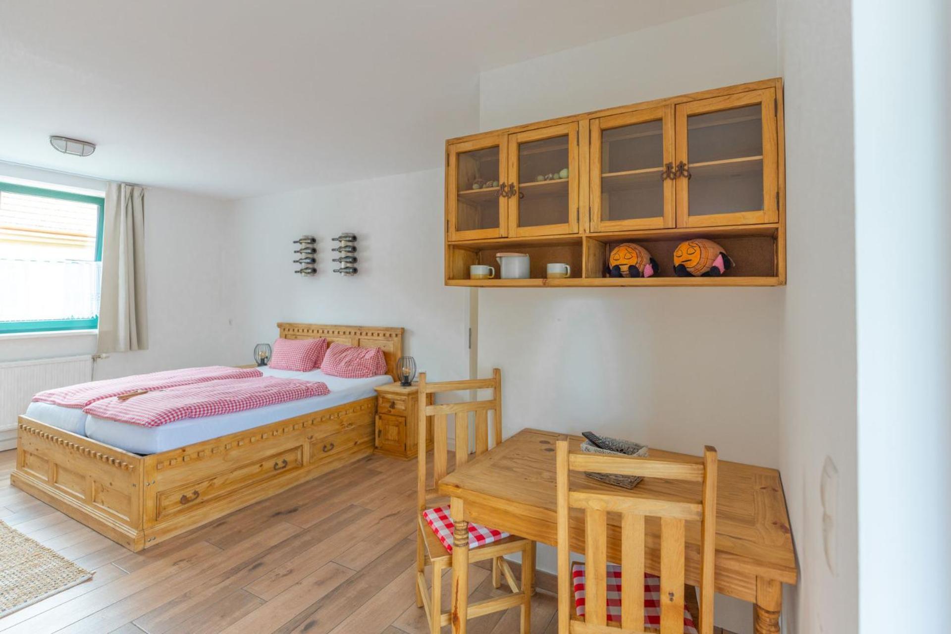 Winzerhof Kuessler - Weinviertel Otel Stillfried Dış mekan fotoğraf