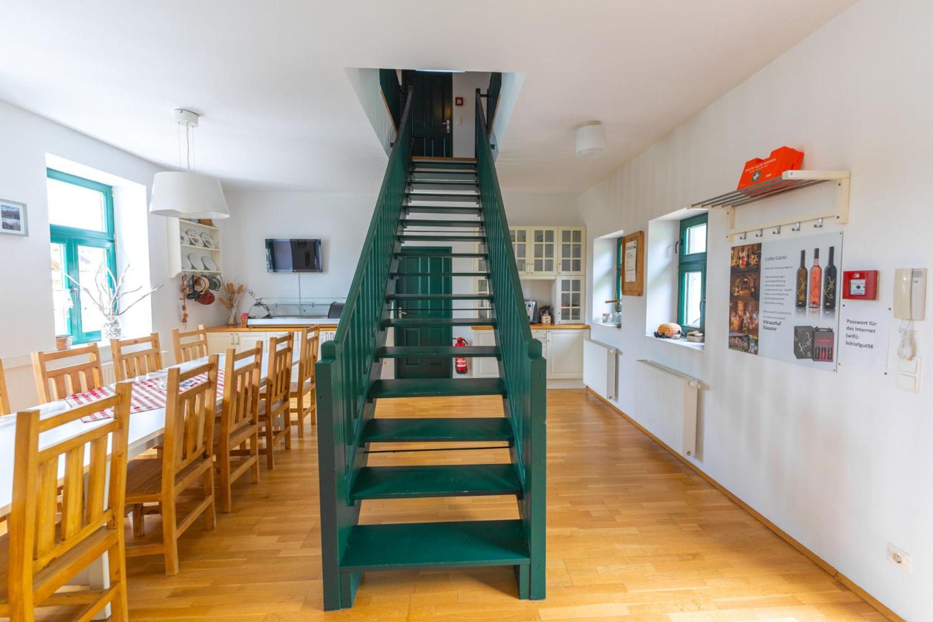 Winzerhof Kuessler - Weinviertel Otel Stillfried Dış mekan fotoğraf